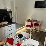 Domus Flavia ベッド・アンド・ブレックファスト 4*