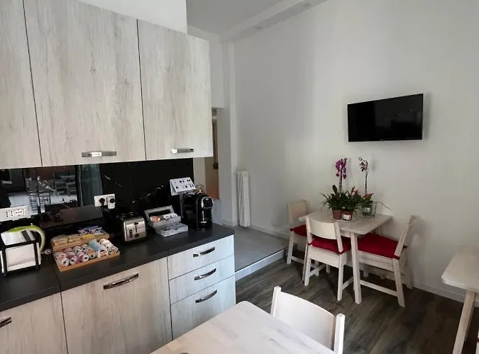 Domus Flavia فندق مبيت وإفطار 4*