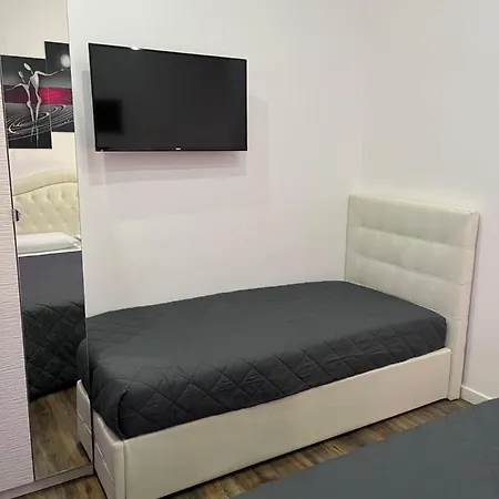 Domus Flavia Bed & Breakfast Rome