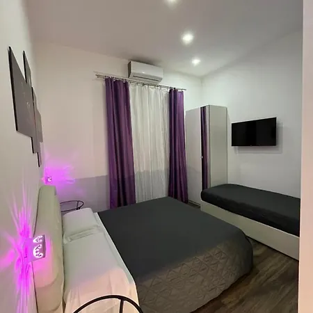 Domus Flavia Couette-café 4*
